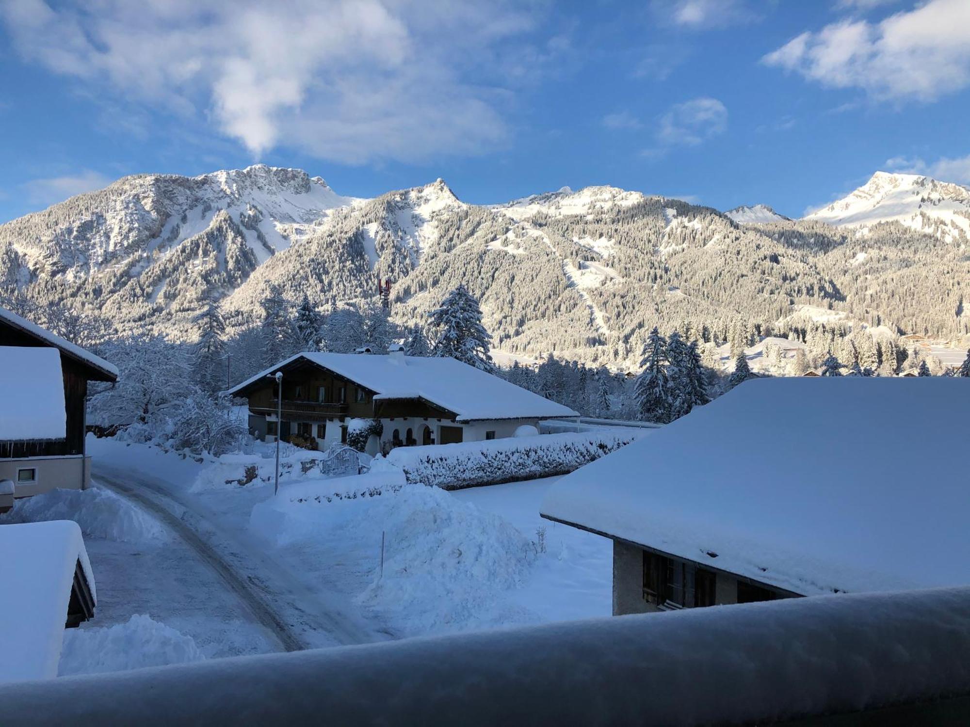 Alpenapart Singer - Contactless Check-In Reutte Exteriér fotografie