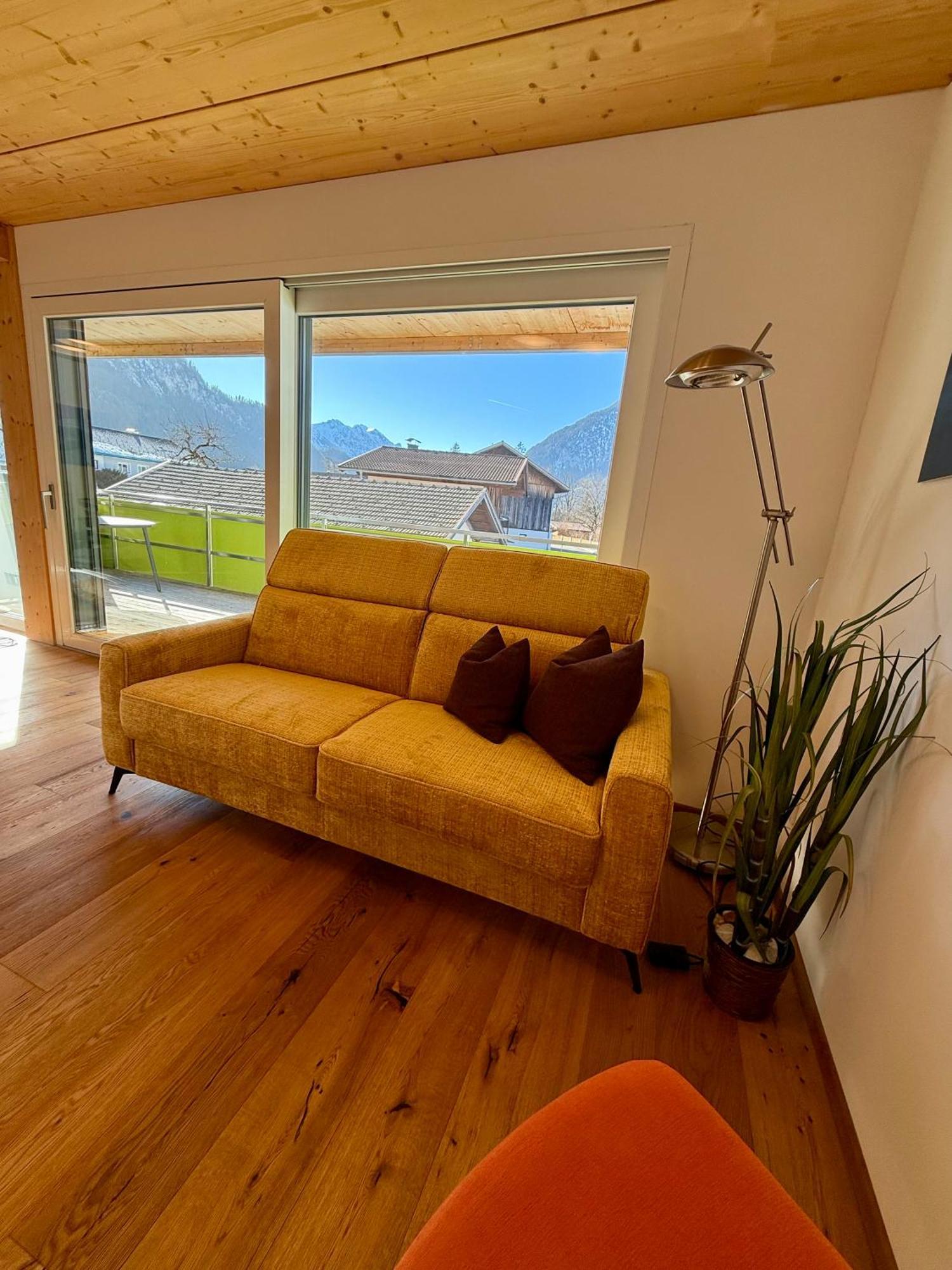 Alpenapart Singer - Contactless Check-In Reutte Exteriér fotografie