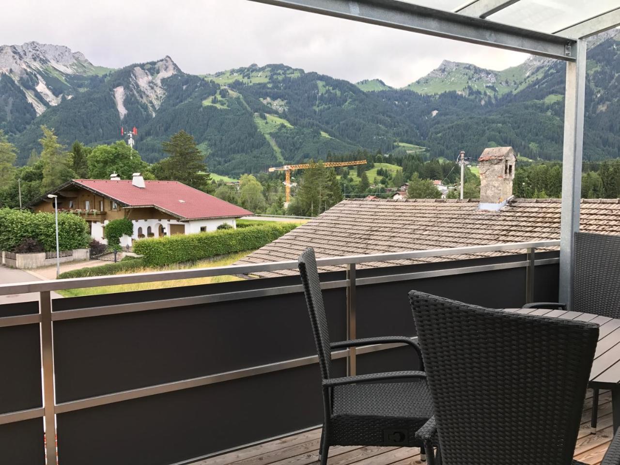 Alpenapart Singer - Contactless Check-In Reutte Exteriér fotografie